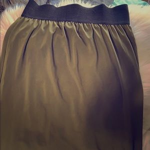 Sz.S modest olive green stretchy skirt
